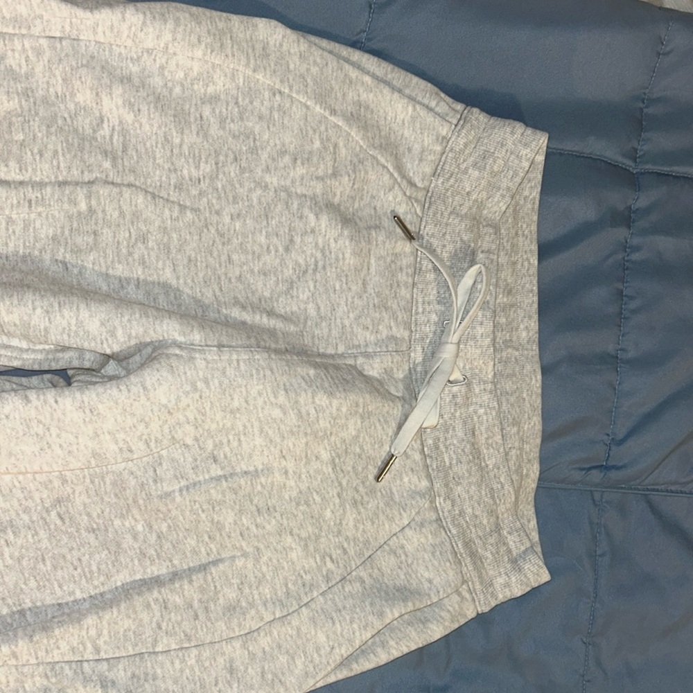 Lululemon jogger scuba sweats